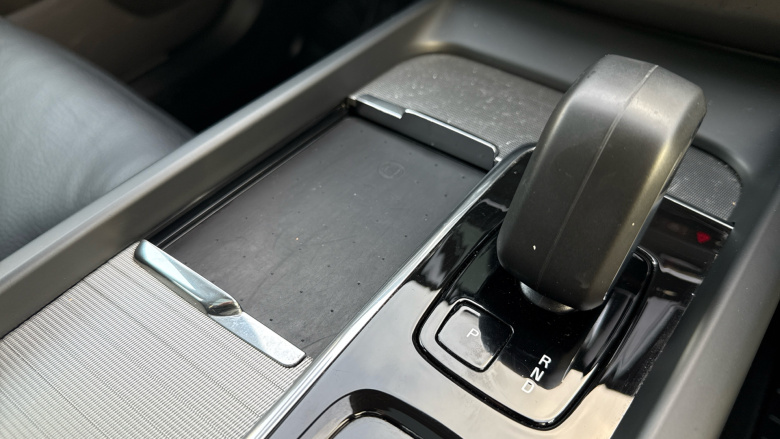 Volvo XC60 2.0 T6 [350] RC PHEV Plus Dark 5dr AWD Geartronic Estate